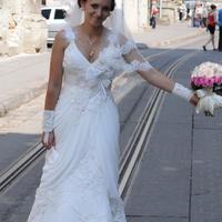 Ірина (продам розкішну весільну сукню)