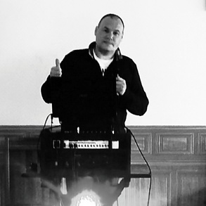 Музикант,DJ Олександр.