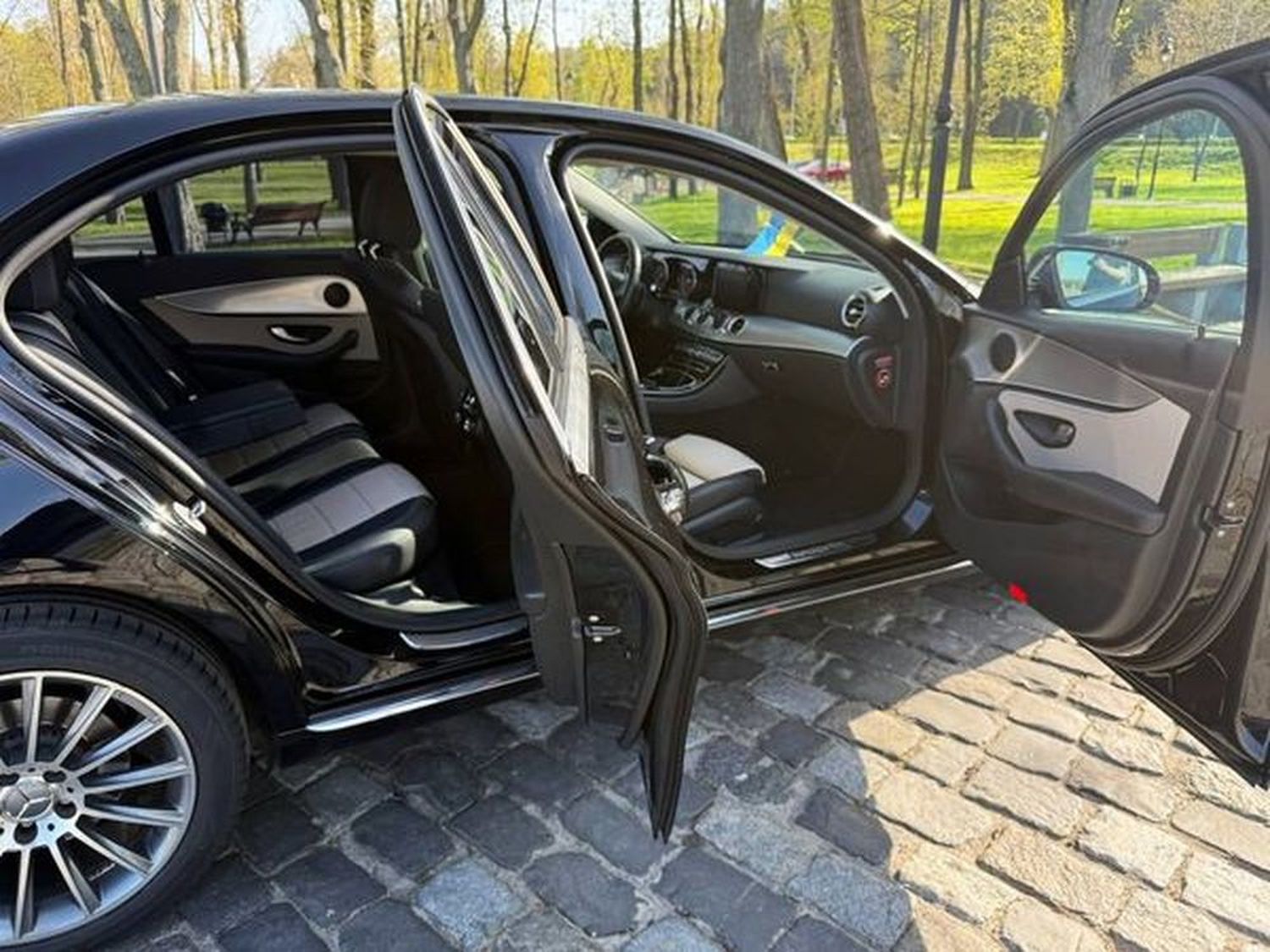 108 Авто на весілля Mercedes-Benz W213 E 108 Авто на весілля Mercedes-Benz W213 E