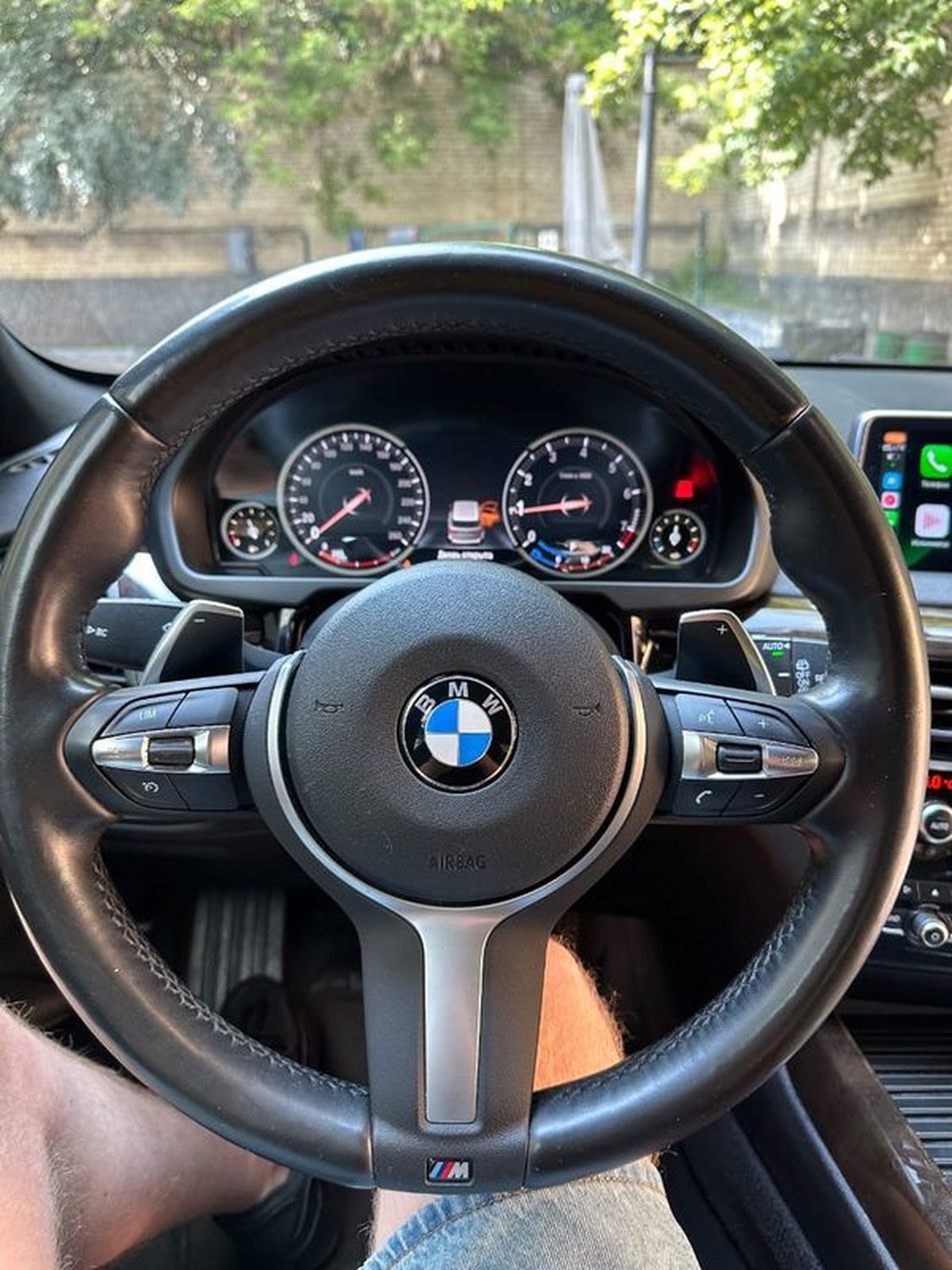 059 Джип на весілля BMW X5 білий з водіє 059 Джип на весілля BMW X5 білий з водіє