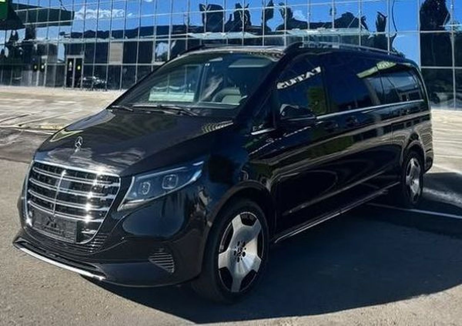 039 Мікроавтобус на прокат Mercedes-Benz 039 Мікроавтобус на прокат Mercedes-Benz