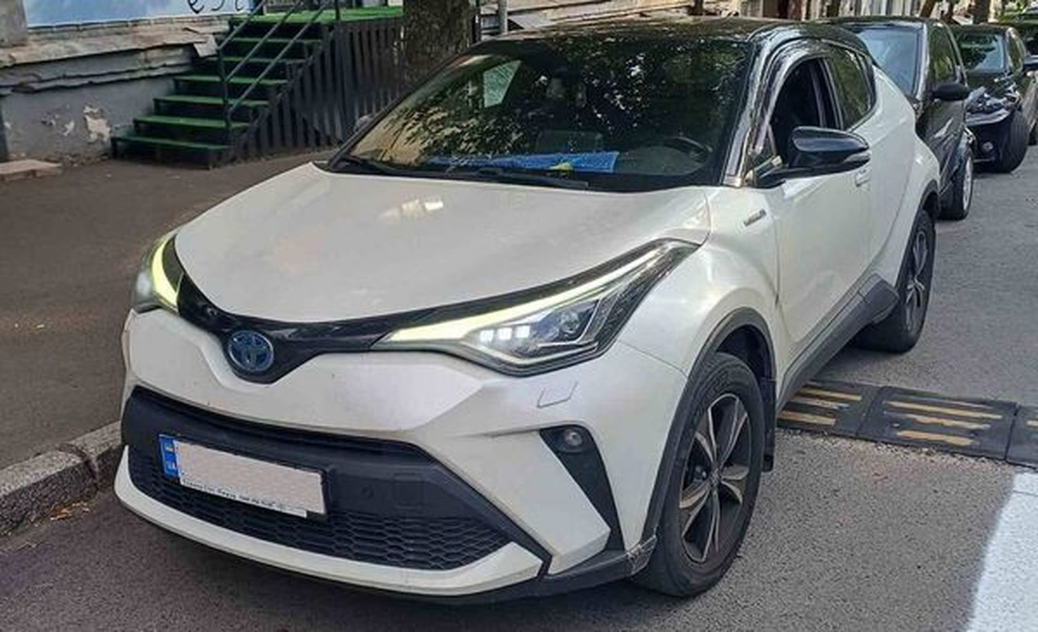 083 Позашляховик на весілля Toyota CH-R 083 Позашляховик на весілля Toyota CH-R