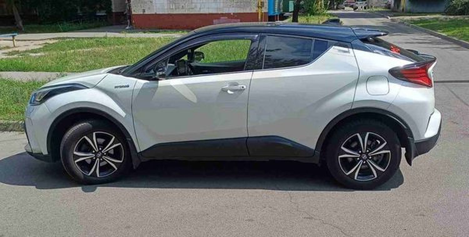 083 Позашляховик на весілля Toyota CH-R 083 Позашляховик на весілля Toyota CH-R
