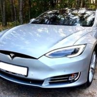 106 Tesla Model S90d оренда авто на весі