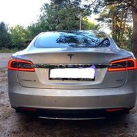 106 Tesla Model S90d оренда авто на весі