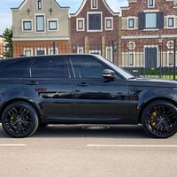 374 Range Rover Sport SVR чорний джип