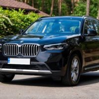 036 BMW X3 черный внедорожник на прокат