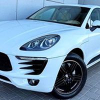 042 Позашляховик Porsche Macan S білий