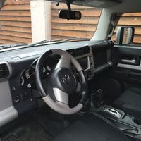 093Позашляховик Toyota FJ Cruizer на вес