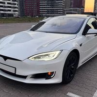 168Електрокар Tesla Model S біла прокат