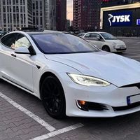 168Електрокар Tesla Model S біла прокат