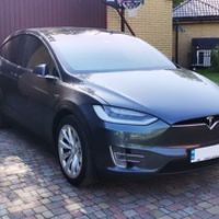 075 Tesla Model X сіра електричний