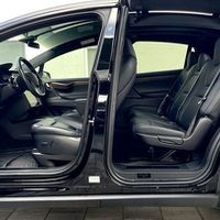 121 Прокат Tesla Model X черная без води