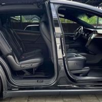 121 Прокат Tesla Model X черная без води