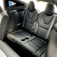 121 Прокат Tesla Model X черная без води