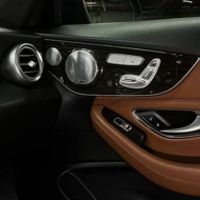 433 Авто без водія Mercedes Benz С300 си
