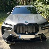 265 Оренда BMW X7 40D 2024 сірий позашля
