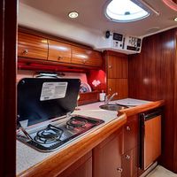 Прокат оренда катера яхти Bavaria 37 Spo