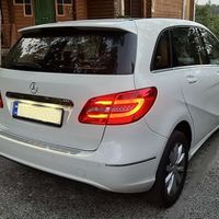437Авто на весілля Mercedes Benz W246 B