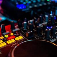 Event DJ - Профессиональные диджеи для Вашего праз