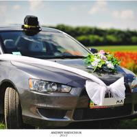 Оформлення та прикрашання весільного авто