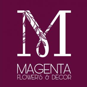 Magenta flowers & decor