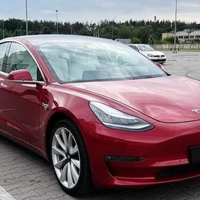 252 Електрокар Tesla Model 3 75D прока