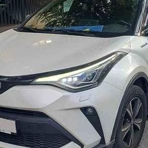 083 Позашляховик на весілля Toyota CH-R Автомобільний кортеж на весілля